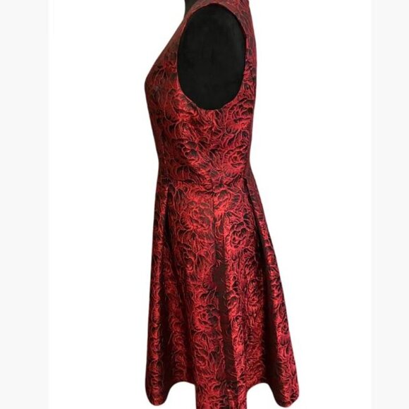 White House Black Market Red and Black Rose Motif Jacquard A-Line Dress 8 EUC - Picture 5 of 12